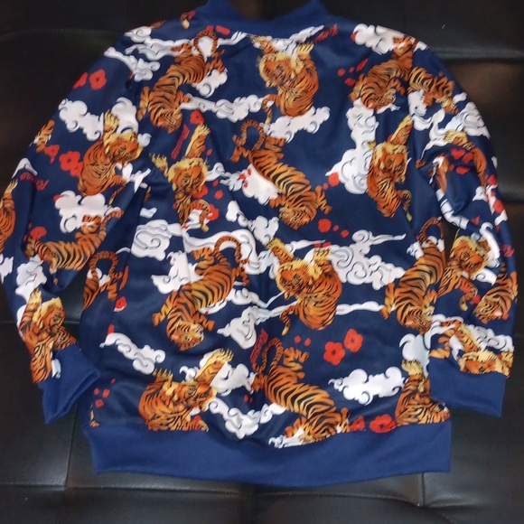 Reason. Light zip up jacket. Sz.XL mens.. navy/red/orange - Picture 6 of 7